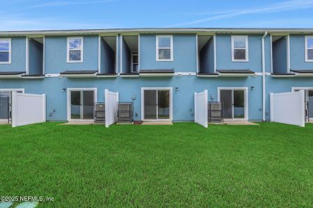 New construction Townhouse house 714 Sailor Grove Ln, Jacksonville, FL 32221 - image