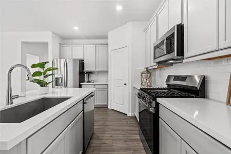 New construction Single-Family house 22135 Ingham Bluff Ln, Cypress, TX 77433 plan Cello - image 6