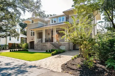 New construction Single-Family house 205 Mccants Dr, Mount Pleasant, SC 29464 - image