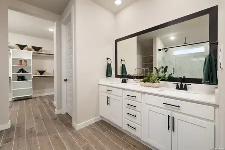 New construction Single-Family house 109 Nordlinger Ct, Mico, TX 78056 plan Tularosa - image