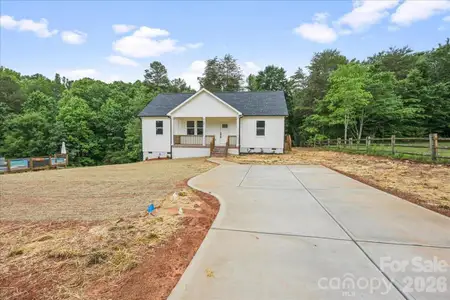 New construction Single-Family house 120 Whistling Pines Dr, Statesville, NC 28677 - image