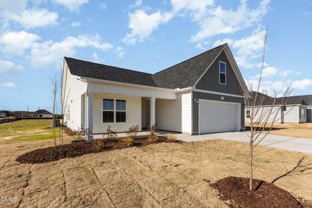 New construction Single-Family house 37 Tuscarora Dr, La Grange, NC 28551 - image