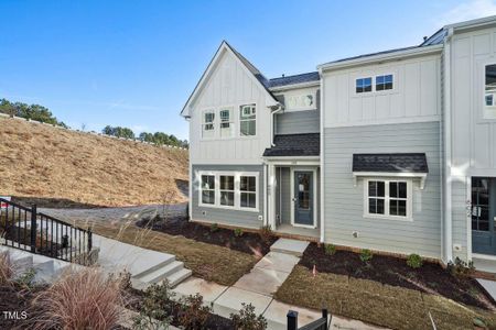 New construction Townhouse house 600 Hillfarm Dr, Wake Forest, NC 27587 SAMPSON- photo 1 1