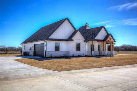 New construction Single-Family house 3595 Meadow View Ln, Greenville, TX 75402 - image