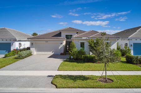 New construction Single-Family house 12144 Waterstone Cir, Palm Beach Gardens, FL 33412 - image