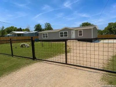 New construction Single-Family house 22819 Copper Cyn, Elmendorf, TX 78112 - image