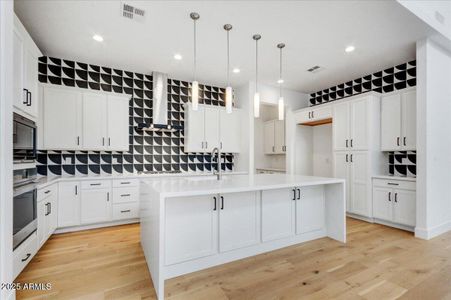 New construction Single-Family house 100 W Northern Ave, Unit 4, Phoenix, AZ 85021 - image 5