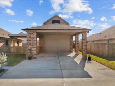 New construction Single-Family house 2111 Gilbert Rd, Dickinson, TX 77539 - image