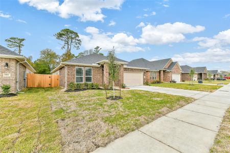 New construction Single-Family house 3915 Sugardale St, Baytown, TX 77521 - image 2