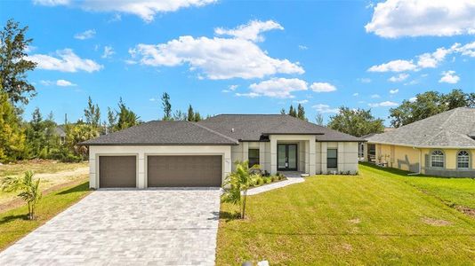 New construction Single-Family house 225 Ne 8Th Ter, Cape Coral, FL 33909 - image