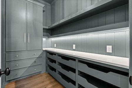 New construction Single-Family house 3001 Southern Rise Ct, Granbury, TX 76049 - image 7