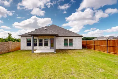 New construction Single-Family house 3417 Goshawk Dr, Denton, TX 76208 plan Livingston - 40' Smart Series - image