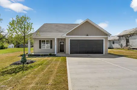 New construction Single-Family house 248 S Pine St, Spring Hope, NC 27882 - image