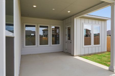 New construction Single-Family house 113 Travis Dr, Castroville, TX 78009 plan The Travis - image 3