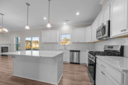 New construction Single-Family house 701 Plymouth Dr, Greenville, NC 27858 plan Dunley - image 10