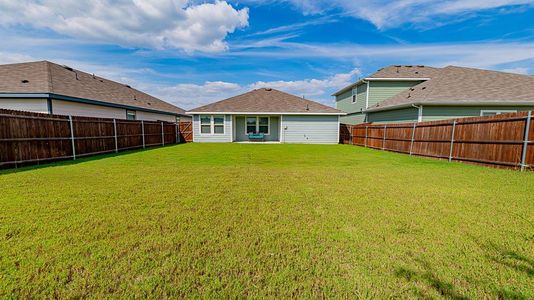 New construction Single-Family house 404 Creek End Dr, Princeton, TX 75407 - image