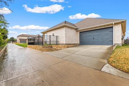 New construction Single-Family house 1645 Ethan Cir, Midlothian, TX 76065 - image 20
