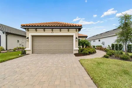 New construction Single-Family house 4618 Rosatti Rd, Wesley Chapel, FL 33543 - image