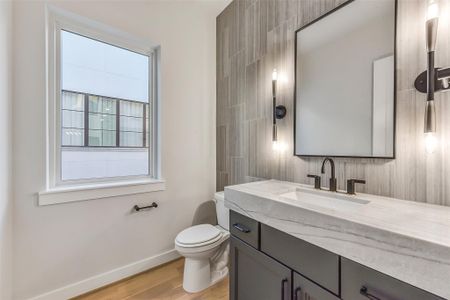 New construction Single-Family house 1904 Nantucket Dr, Houston, TX 77057 - image 15