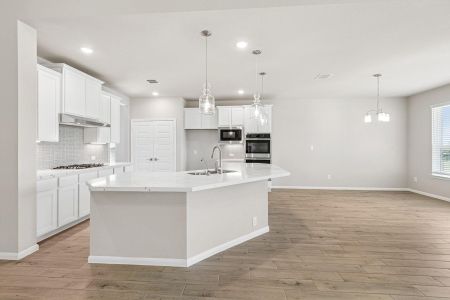 New construction Single-Family house 6611 Allens Lndg, Needville, TX 77461 plan Elaine - image 8