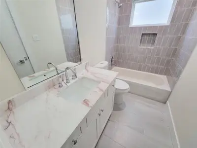 New construction Single-Family house 5931 Beall St, Unit D, Houston, TX 77091 - image 3