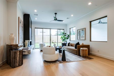 New construction Single-Family house 1016 Peden St, Houston, TX 77006 - image 15