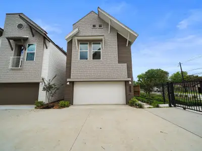 New construction Single-Family house 7504 Carver Rd, Unit B, Houston, TX 77088 - image