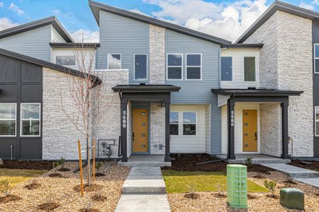 New construction Single-Family house 5688 N Killarney Ct, Aurora, CO 80019 2610- photo 1 1