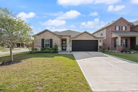 New construction Single-Family house 1326 Taft Point Ln, Iowa Colony, TX 77583 plan The Oleander (L401 LN) - image