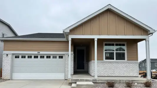 New construction Single-Family house 814 Harvard St, Johnstown, CO 80534 plan Cumberland - image