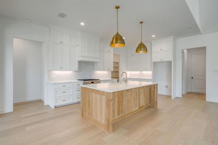 New construction Single-Family house 8118 Luanna Hills Dr, Benbrook, TX 76126 - image 12