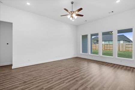New construction Single-Family house 216 Sandhill Grove Trl, Waller, TX 77484 plan Alamo Attwater Country - image 6