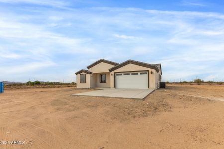 New construction Single-Family house 37182 W Raymond St, Tonopah, AZ 85354 - image