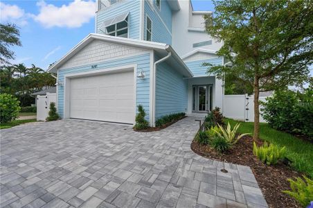 New construction Single-Family house 1647 Siesta Dr, Sarasota, FL 34239 - image