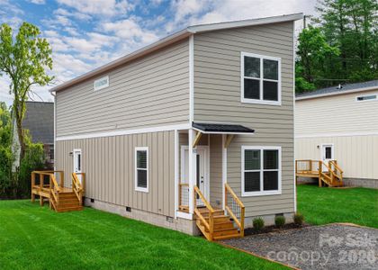 New construction Single-Family house 10 Wyndom Ln, Asheville, NC 28805 - image