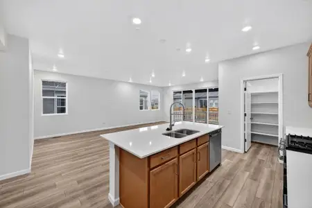 New construction Single-Family house 3338 N Duquesne Wy, Aurora, CO 80019 plan Sand Dune - image 6