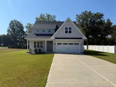 New construction Single-Family house 520 S Lincoln St, Benson, NC 27504 - image