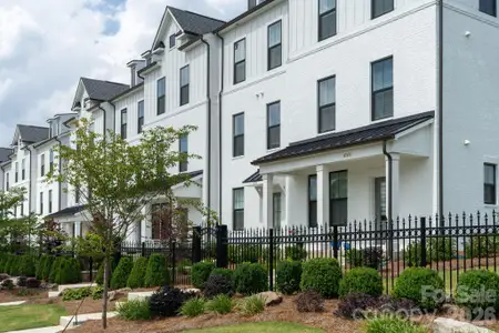 New construction Townhouse house 4148 Alexander View Dr, Charlotte, NC 28226 - image