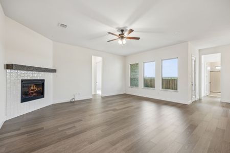 New construction Single-Family house 2417 Rams Horn Dr, Waxahachie, TX 75167 plan Sommerset - image 18