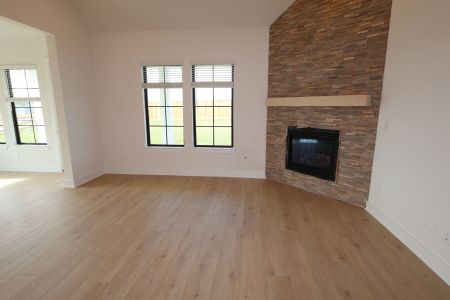 New construction Single-Family house 9912 Cavelier Canyon Ct, Montgomery, TX 77316 plan 16598 Gaines Glen Lane - image 13