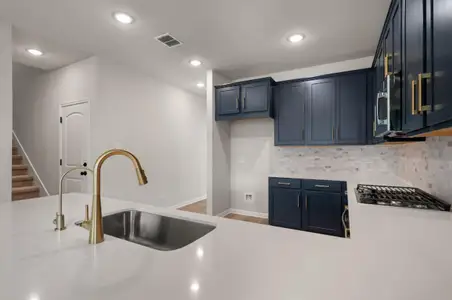 New construction Single-Family house 141 Jans Wy, Georgetown, TX 78626 plan Cassidy - image 16