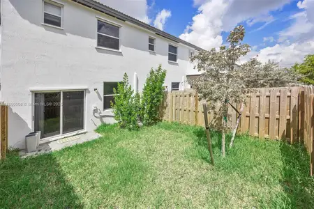 New construction Townhouse house 29269 Sw 162Nd Ct, Homestead, FL 33033 - image