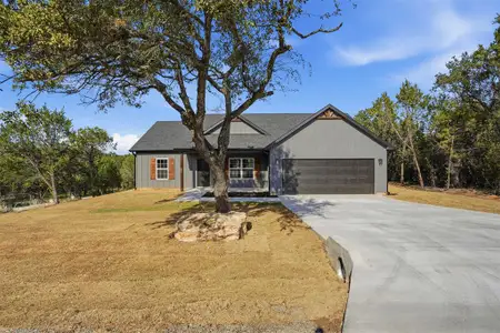 New construction Single-Family house 1508 Anaconda Trl, Granbury, TX 76048 - image