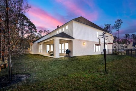 New construction Single-Family house 208 Twinflower Trail Ct, Willis, TX 77318 - image 4
