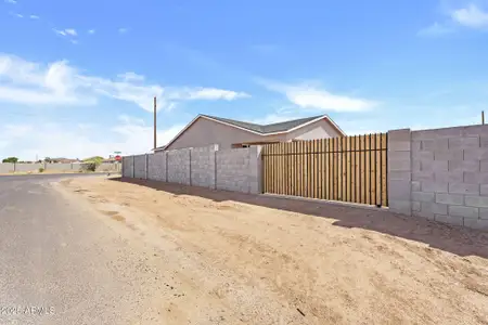 New construction Single-Family house 34724 N Surrey Ln, San Tan Valley, AZ 85140 - image