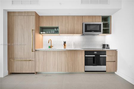 New construction Condo house 159 Ne 6Th St, Unit 4015, Miami, FL 33132 - image 16