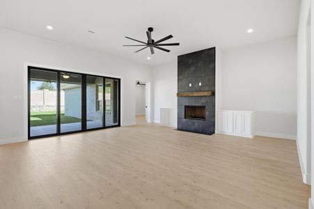 New construction Single-Family house 498 Windchase Dr, Haslet, TX 76052 plan The Edinburg - image 18