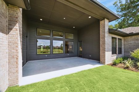 New construction Single-Family house 18414 Madrigal Morning St, Conroe, TX 77302 - image 15