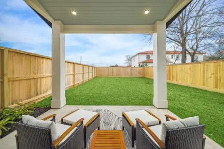 New construction Single-Family house 1717 Monarch Oaks St, Houston, TX 77055 - image 3