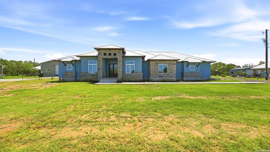 New construction Single-Family house 731 County Rd 356, Adkins, TX 78101 - image